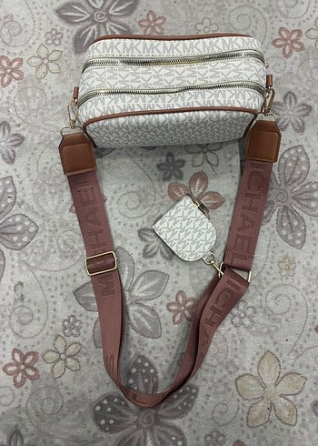 Beden kahverengi Renk Michael Kors Kahverengi Deri Çapraz Çanta