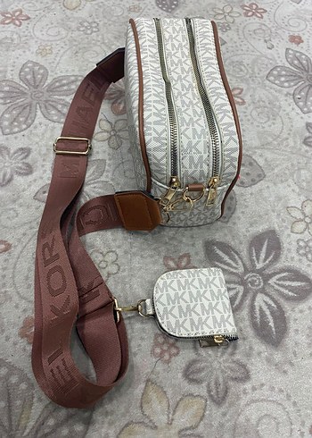 Diğer Michael Kors Kahverengi Deri Çapraz Çanta