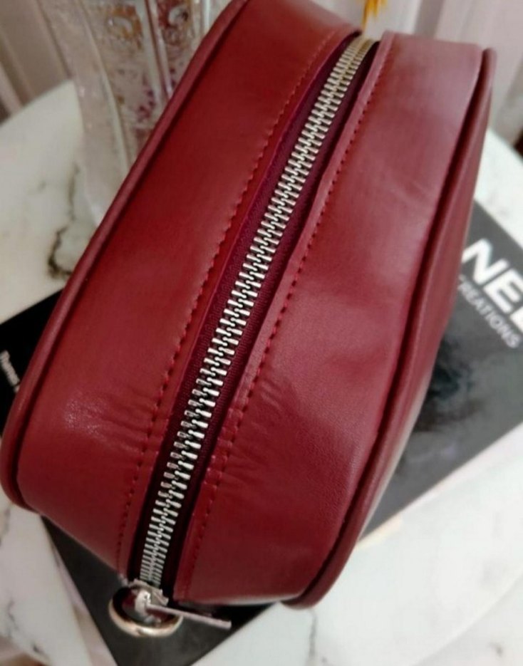 Kırmızı Deri Calvin Klein Kadın Çapraz Çanta - Görsel 3