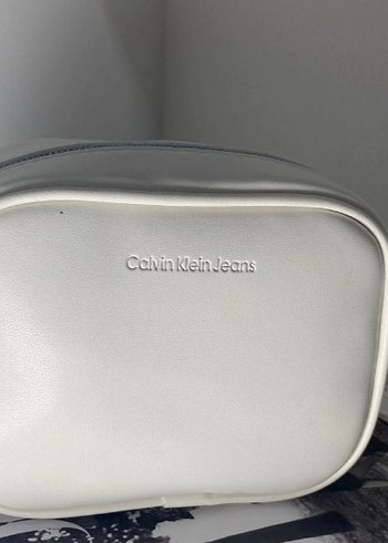 Beyaz Calvin Klein Kadın Çapraz Çanta - Görsel 2