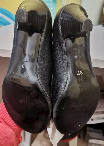 Siyah deri ayakkabı - Görsel 3