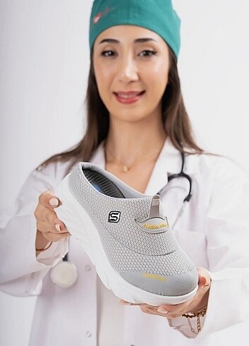 Skechers Sandal Kadın Dolgu Taban Ortopedik File Doktor Hemşire