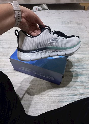 Skechers Beyaz Elastik Bağcıklı Erkek Spor Ayakkabı - Görsel 4