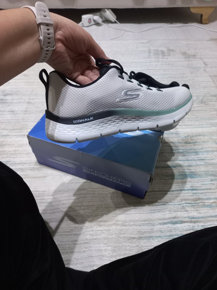 Skechers Beyaz Elastik Bağcıklı Erkek Spor Ayakkabı - Görsel 4