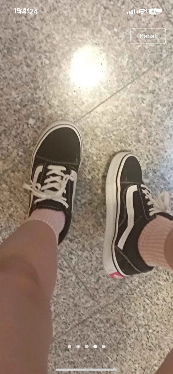 Beyaz Detaylı Siyah Kadın Spor Ayakkabı - Görsel 3