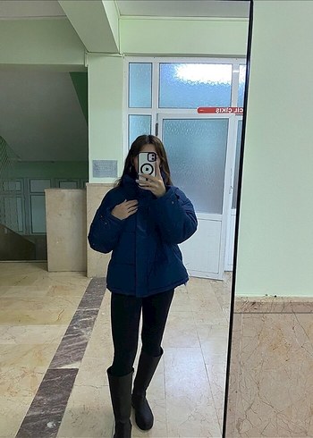 Koyu Mavi Kadın Kısa Denim Kış Ceketi - Görsel 3