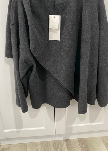 Zara triko atkılı pelerin sıfır etiketli - Görsel 3