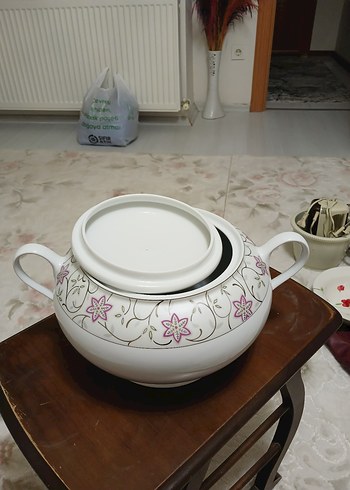 Çiçek Desenli Beyaz Porselen Çorba Tenceresi - Görsel 5