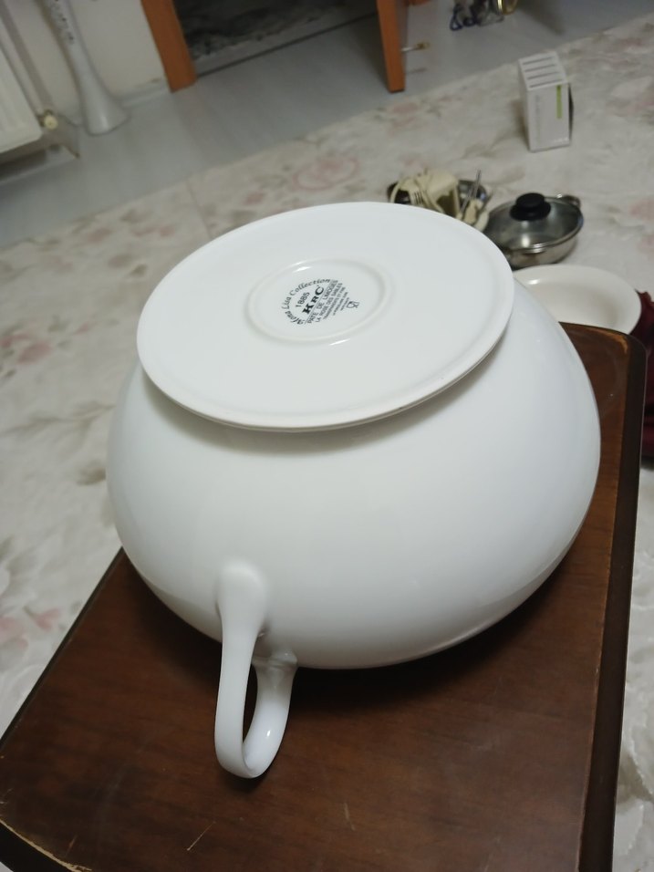 Çiçek Desenli Beyaz Porselen Çorba Tenceresi - Görsel 4