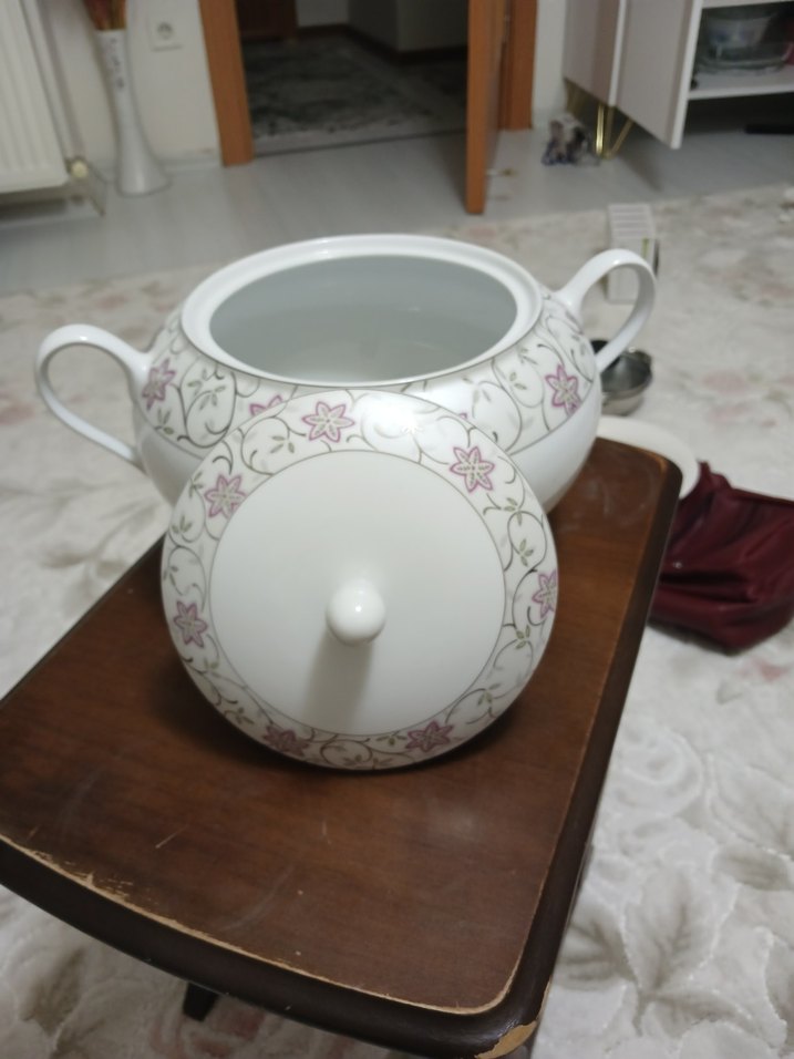 Çiçek Desenli Beyaz Porselen Çorba Tenceresi - Görsel 2