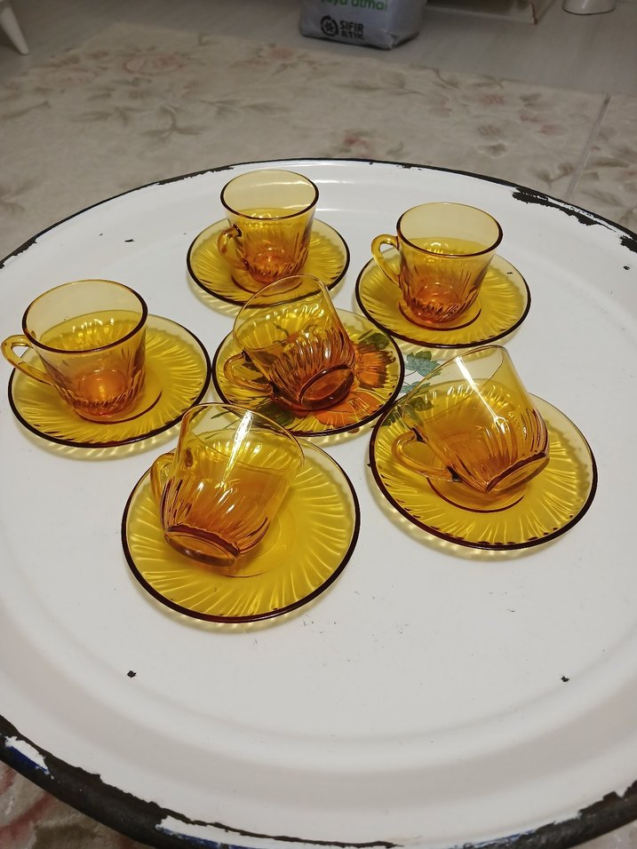 Sarı Cam Altılı  Fincanı Takımı - Görsel 4