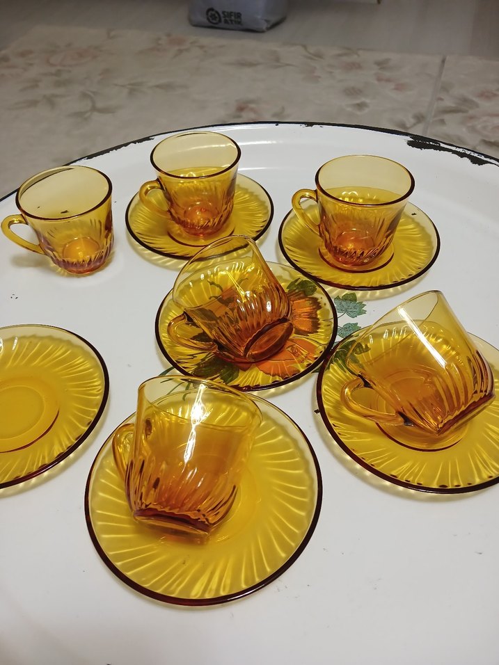 Sarı Cam Altılı  Fincanı Takımı - Görsel 2