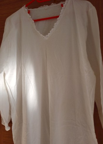 Uzun Beyaz V Yaka Bayan  gecelik - Görsel 2