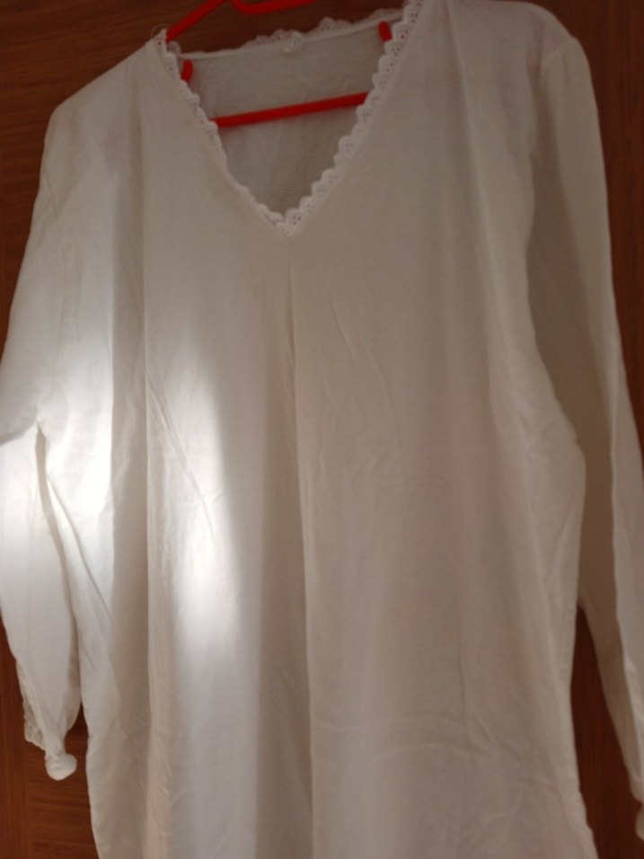 Uzun Beyaz V Yaka Bayan  gecelik - Görsel 2