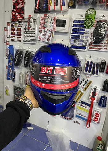 Beyaz Baskılı Motosiklet Kaskı - Görsel 5