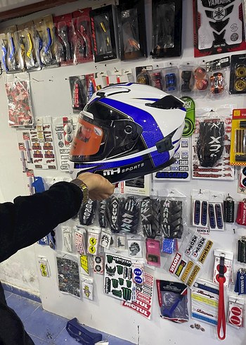 Kilitli Siyah Baskılı Motosiklet Kaskı - Görsel 5