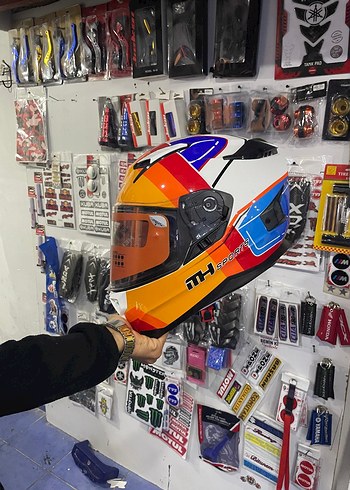 Kilitli Siyah Baskılı Motosiklet Kaskı - Görsel 6