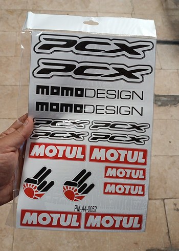 Kırmızı ve Siyah Model Kit Etiket Seti