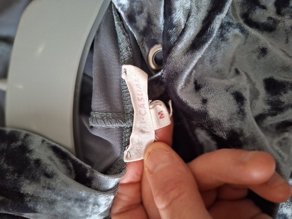 yeşil kadife parlak kapşonlu - Görsel 3