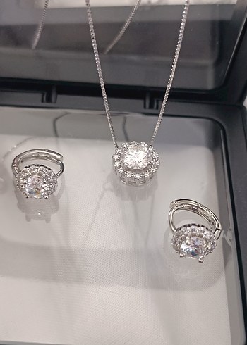 Beden GÜMÜŞ 925 KOLYE VE KÜPE GÜNEŞ ÇİÇEĞİ ZİRKON MODEL