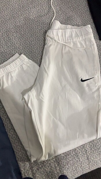 NIKE EŞOFMAN