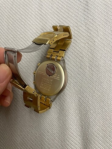 Beden Swatch gold kol saati