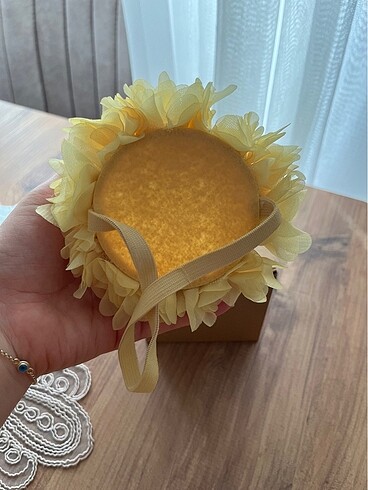 Diğer La Mabelle One yazılı doğum günü tacı