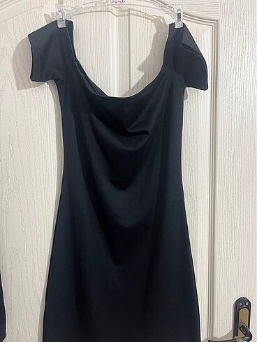 H&M Siyah düşük kol elbise