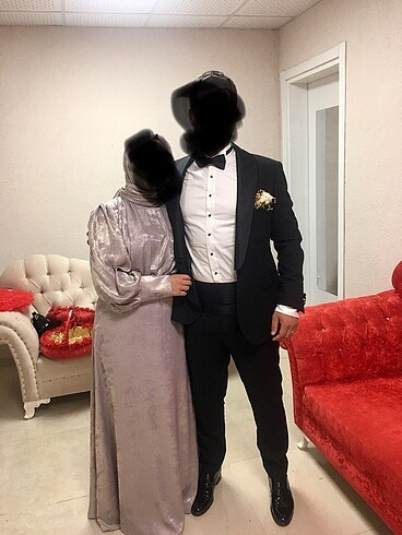 Manuka ışıltılı abiye