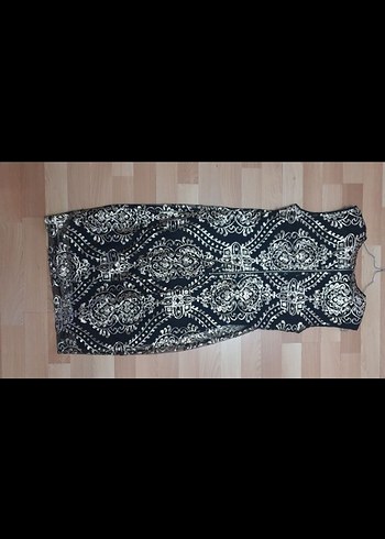 Dantel Detaylı Siyah Abiye Midi Elbise - Görsel 3