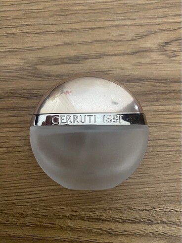 Cerruti 1881 Cerruti 1881 boş parfüm şişesi