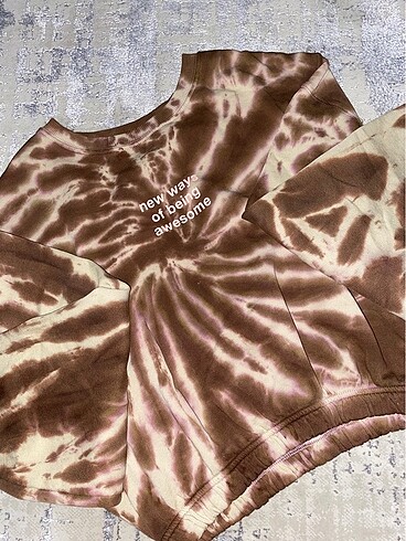 pull and bear batik sweat