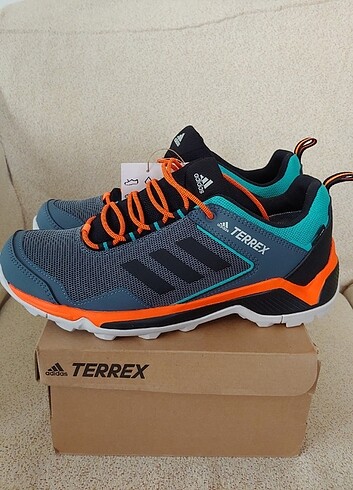 Adidas goretex terrex en üst model ORİJİNAL SIFIR KUTUSUNDA