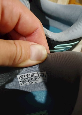 SKECHERS ÜST DÜZEY KOŞU AYAKKABISI ORİJİNAL SIFIR KUTUSUNDA 43.5 - Görsel 2