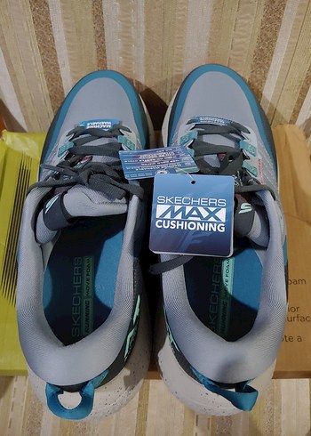 SKECHERS ÜST DÜZEY KOŞU AYAKKABISI ORİJİNAL SIFIR KUTUSUNDA 43.5 - Görsel 5