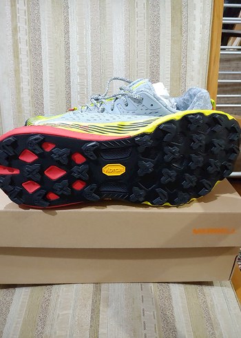 Merrell ORJİNAL PROFESYONEL OUTDOOR AYAKKABISI SIFIR KUTUSUNDA - Görsel 4
