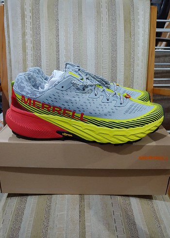 Merrell ORJİNAL PROFESYONEL OUTDOOR AYAKKABISI SIFIR KUTUSUNDA - Görsel 3