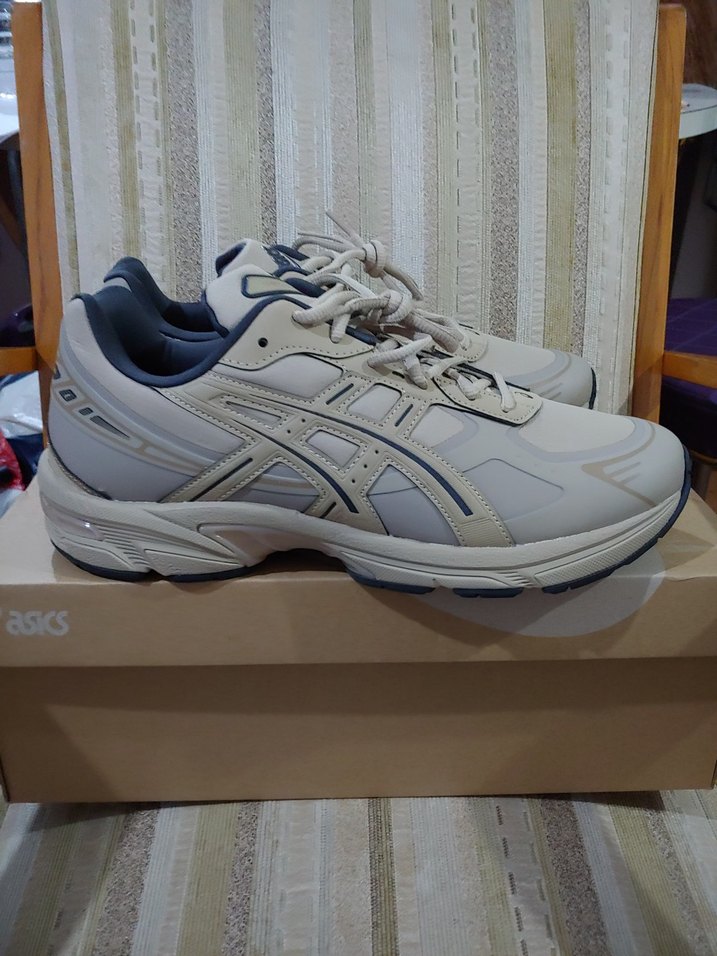 ASİCS ORJİNAL KIŞLIK OUTDOOR AYAKKABISI SIFIR KUTUSUNDA - Görsel 3