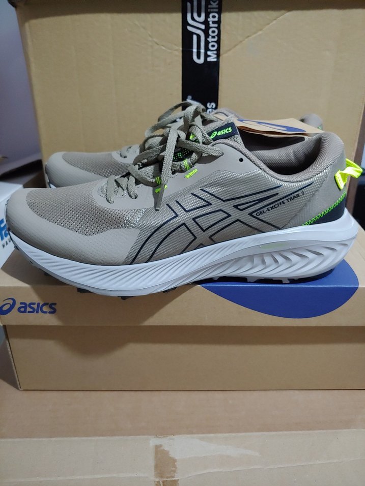 ASİCS ORJİNAL PROFESYONEL OUTDOOR AYAKKABISI SIFIR KUTUSUNDA - Görsel 3