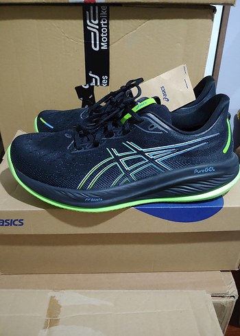 Asics 45