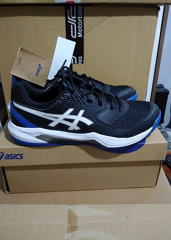 Asics ORJİNAL ÜST DÜZEY Tenis ve voleybol ayakkabısı SIFIR ÜRÜN - Görsel 3