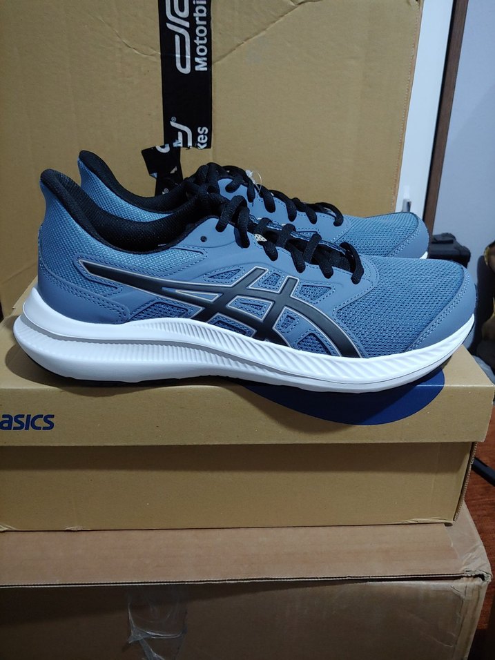 ASİCS ORJİNAL PROFESYONEL KOŞU AYAKKABISI SIFIR ORİJİNAL 44.5 no - Görsel 2