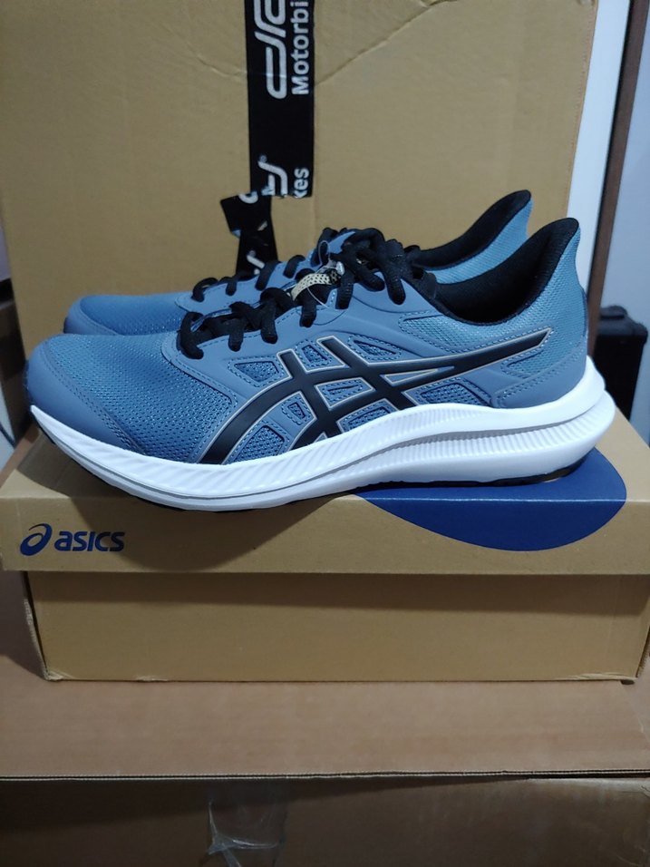 ASİCS ORJİNAL PROFESYONEL KOŞU AYAKKABISI SIFIR ORİJİNAL 44.5 no - Görsel 3