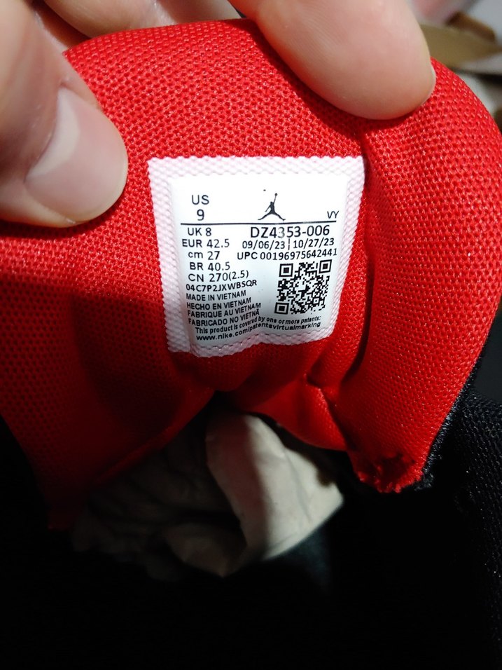 NİKE ORJİNAL AİR JORDAN SIFIR KUTUSUNDA 42.5 no Süper fiyat - Görsel 2