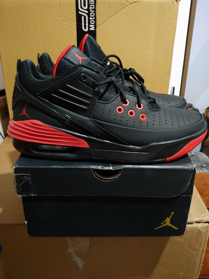 NİKE ORJİNAL AİR JORDAN SIFIR KUTUSUNDA 42.5 no Süper fiyat - Görsel 3