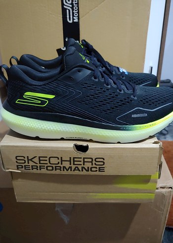 Skechers 43