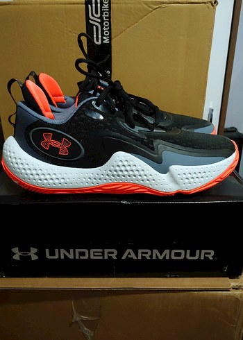 Under Armour ORJİNAL PROFESYONEL BASKETBOL AYAKKABISI SIFIR 43NO - Görsel 3