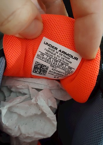 Under Armour ORJİNAL PROFESYONEL BASKETBOL AYAKKABISI SIFIR 43NO - Görsel 2