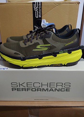 Skechers 43