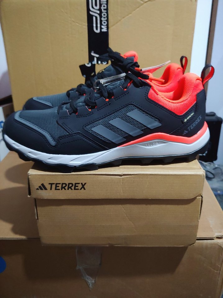 ADİDAS ORJİNAL GORETEX PROFESYONEL SU VE KAR GEÇİRMEZ ULTRA - Görsel 4